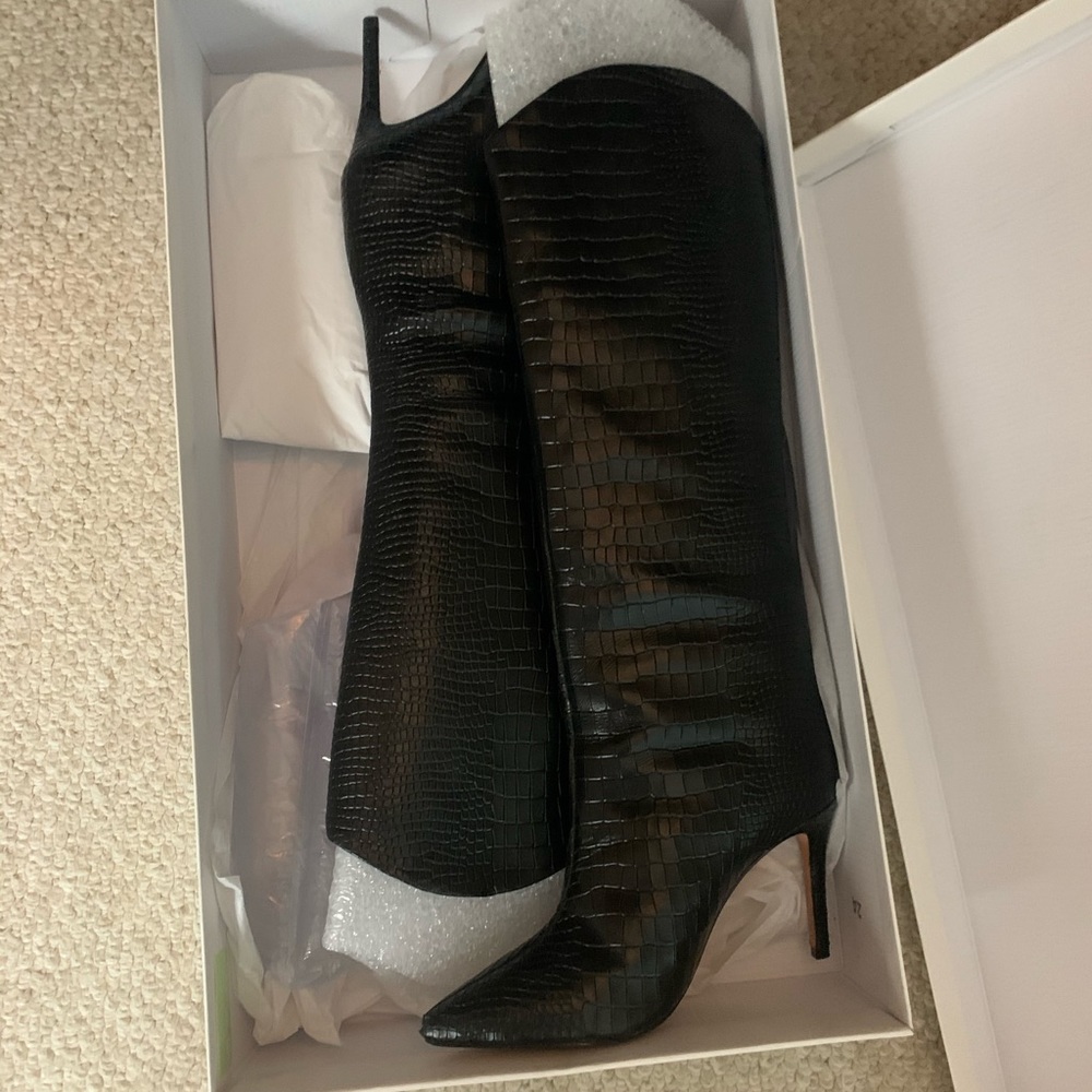 Crocodile boots